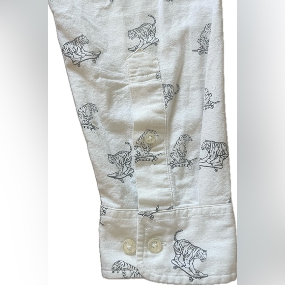 H&M Label of Graded Goods (LOGG) Tiger Print Button Down Shirt. Mens Size Large - Picture 5 of 13